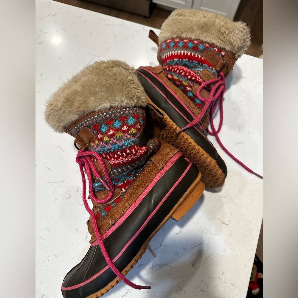 Girls Khombu Winter Sweater Boot Sz 4